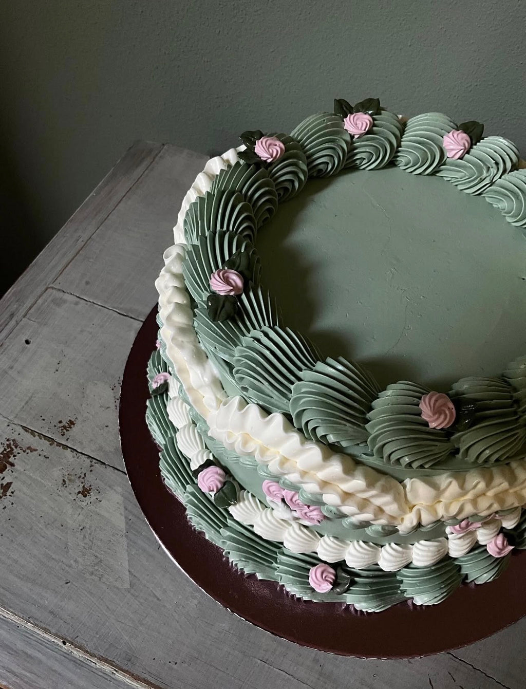 LAMBETH CAKE