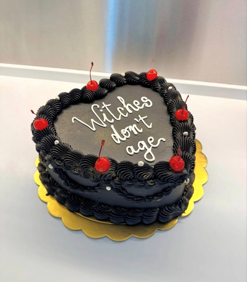 LAMBETH CAKE